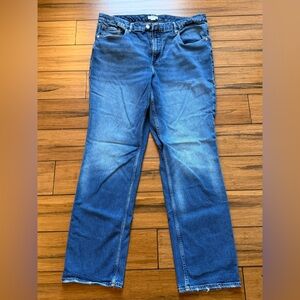 Good American Mid-Rise Straight Jeans in Blue